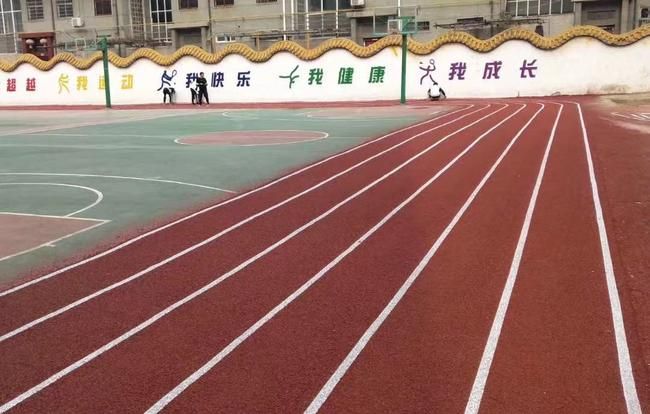 運動場塑膠地坪